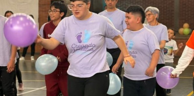 Baile y Festejo de personas con discapacidad que disfrutaron del Festival Baile y Festejo de personas con discapacidad que disfrutaron del Festival