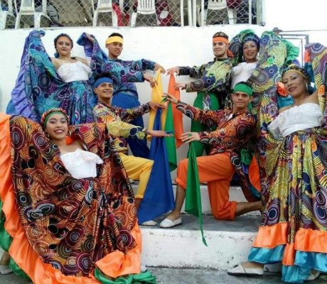 Danzas Folclóricas  Wipityy con esencia Colombia